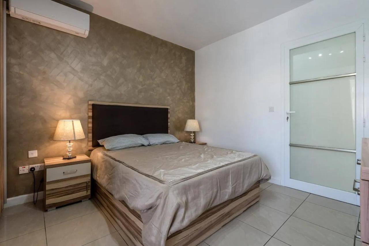 Modern Apt Kalkara Seafront! ภายนอก รูปภาพ