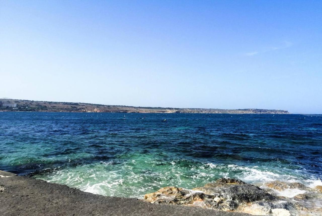 Modern Apt Kalkara Seafront! ภายนอก รูปภาพ