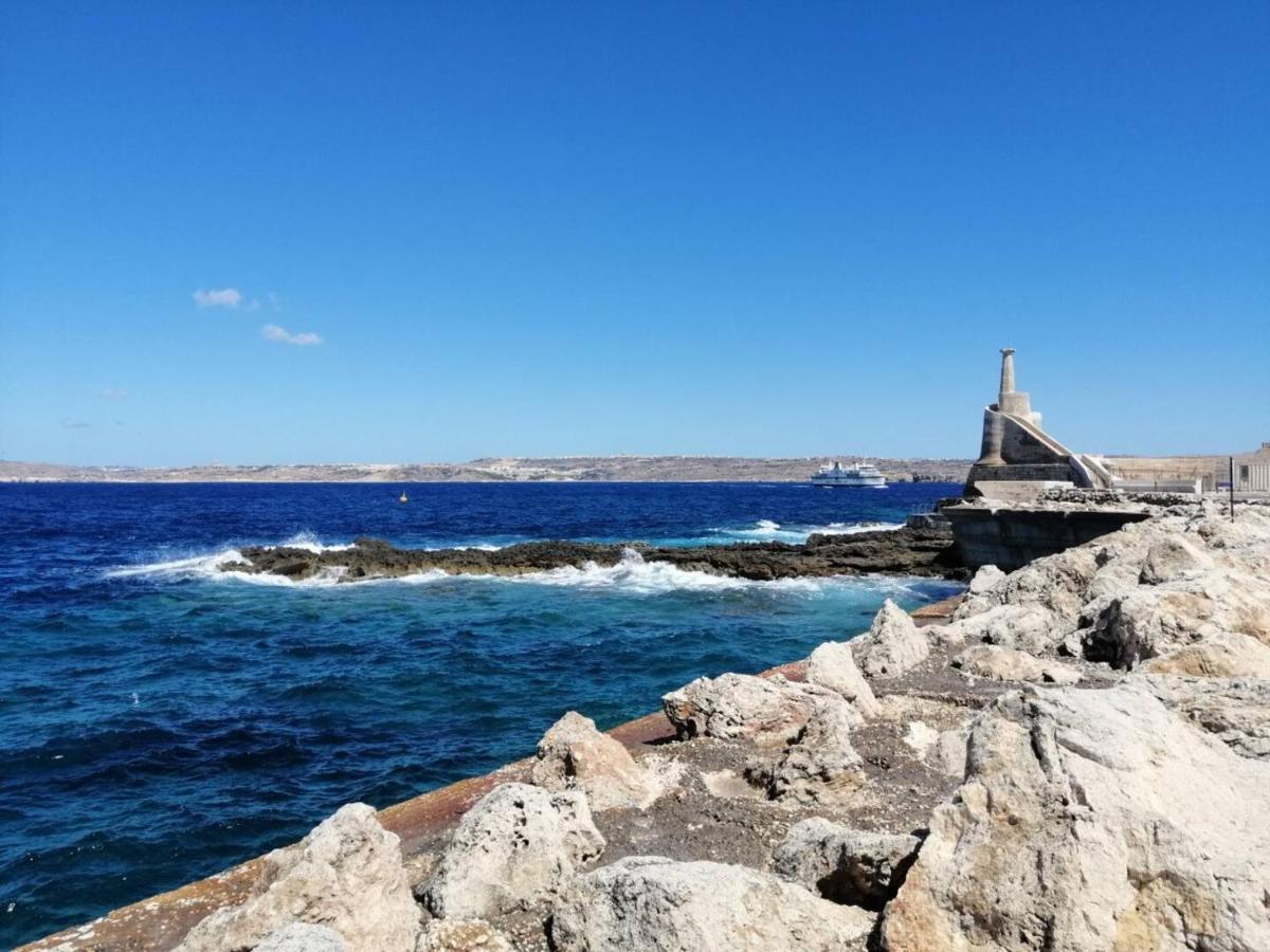 Modern Apt Kalkara Seafront! ภายนอก รูปภาพ