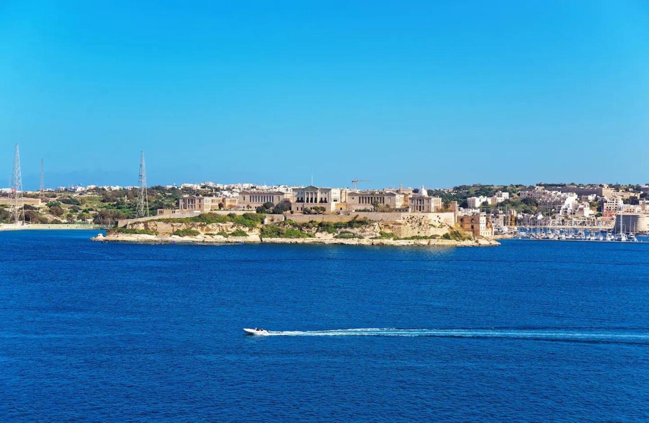 Modern Apt Kalkara Seafront! ภายนอก รูปภาพ
