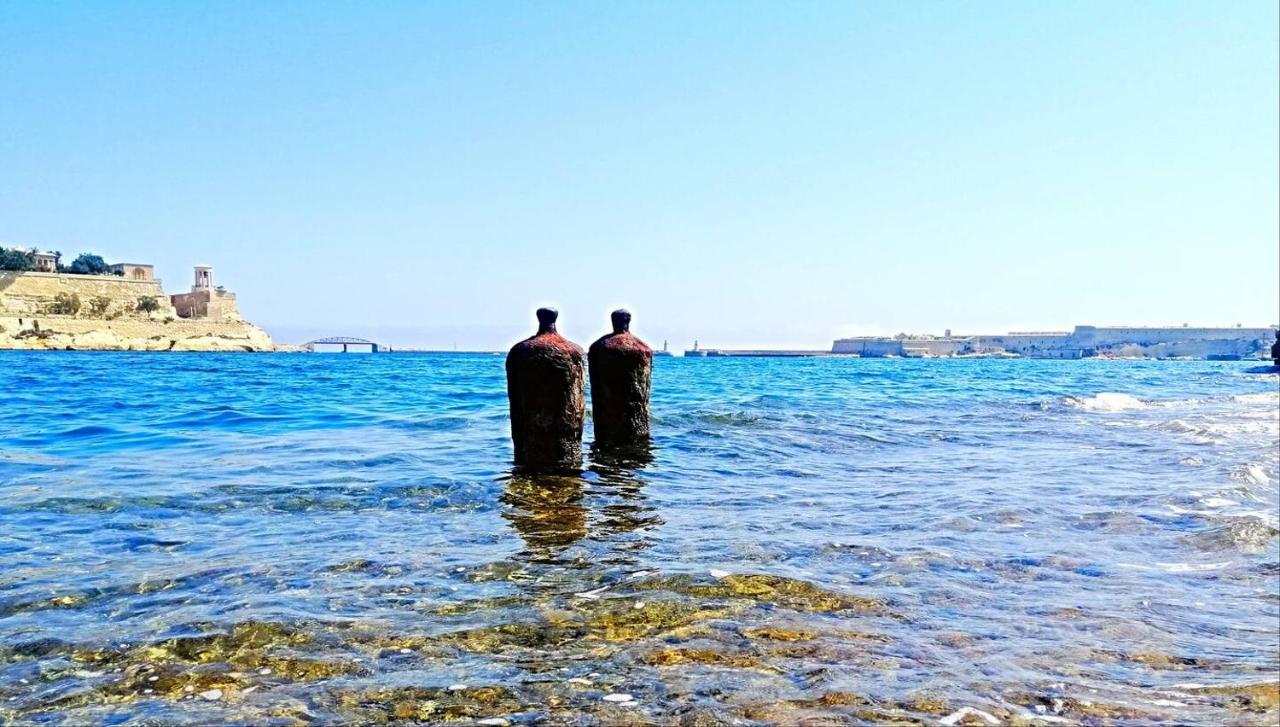 Modern Apt Kalkara Seafront! ภายนอก รูปภาพ
