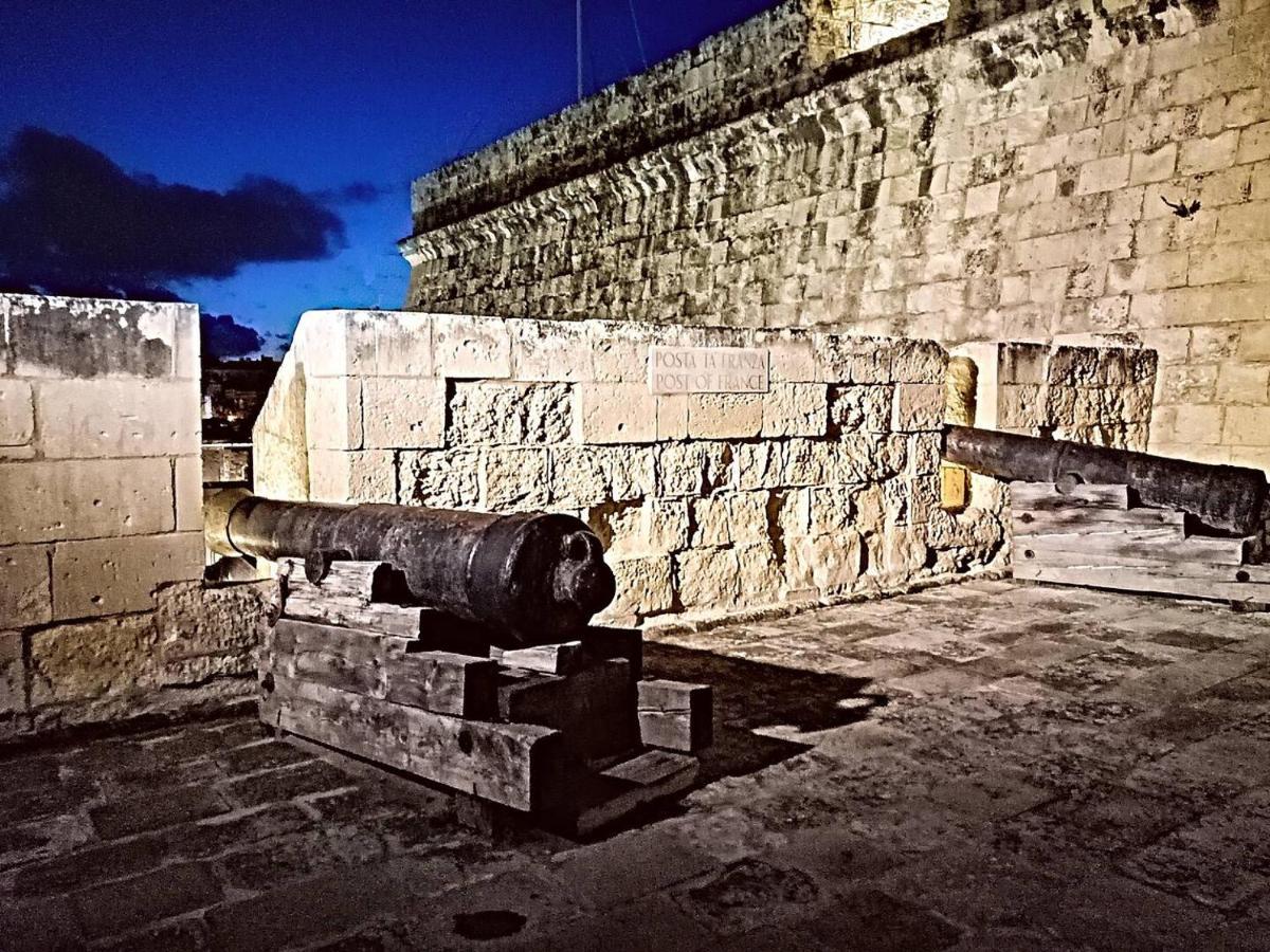 Modern Apt Kalkara Seafront! ภายนอก รูปภาพ